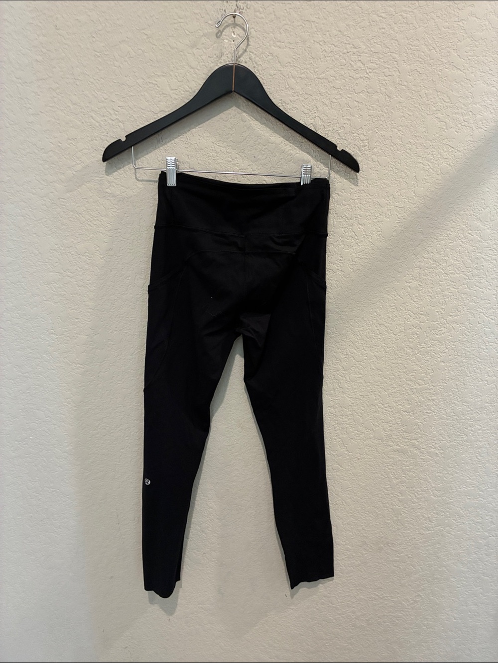 lululemon athletica Black leggings Size 6